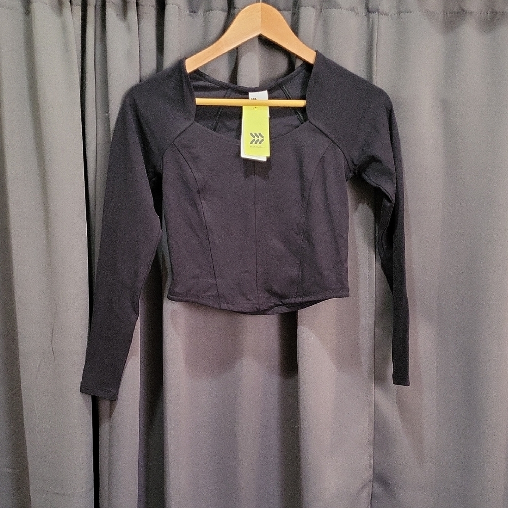 Black Long Sleeve Women's  WorkoutTop